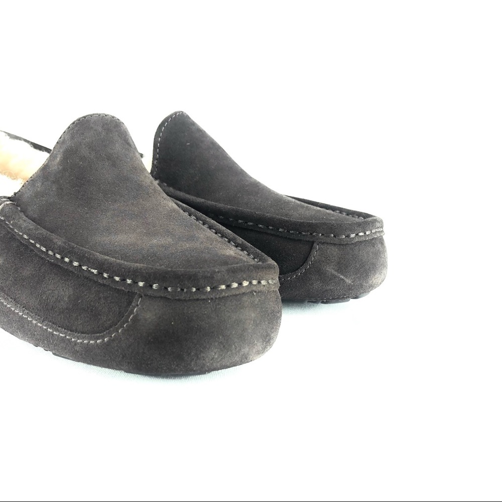 Like New Ascot Slippers - Picture 13 of 14